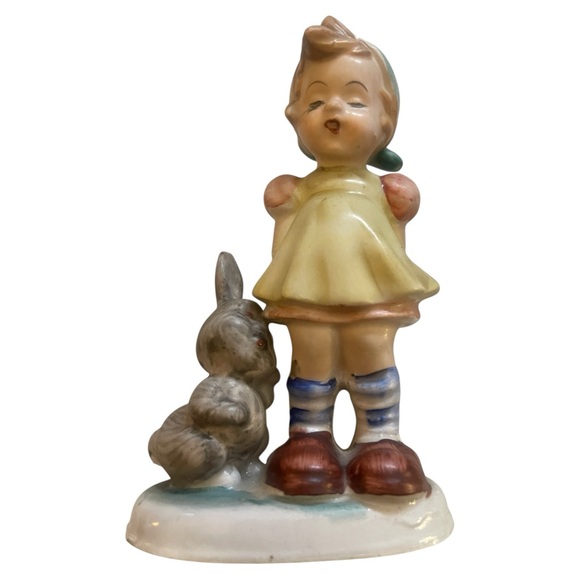 MINT Vintage Porcelain Girl & Rabbit Hummel Figurine